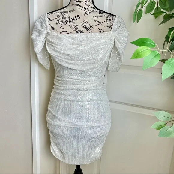 Hello Molly Frequent The Club Dress White Sz 6 - Picture 2 of 16